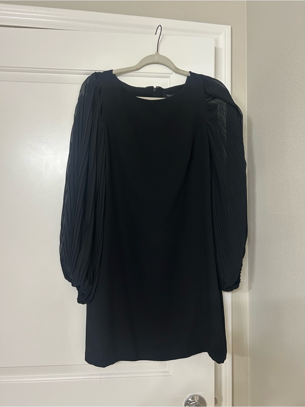 White House Black Market Black Pleated-Sleeve Shift Dress